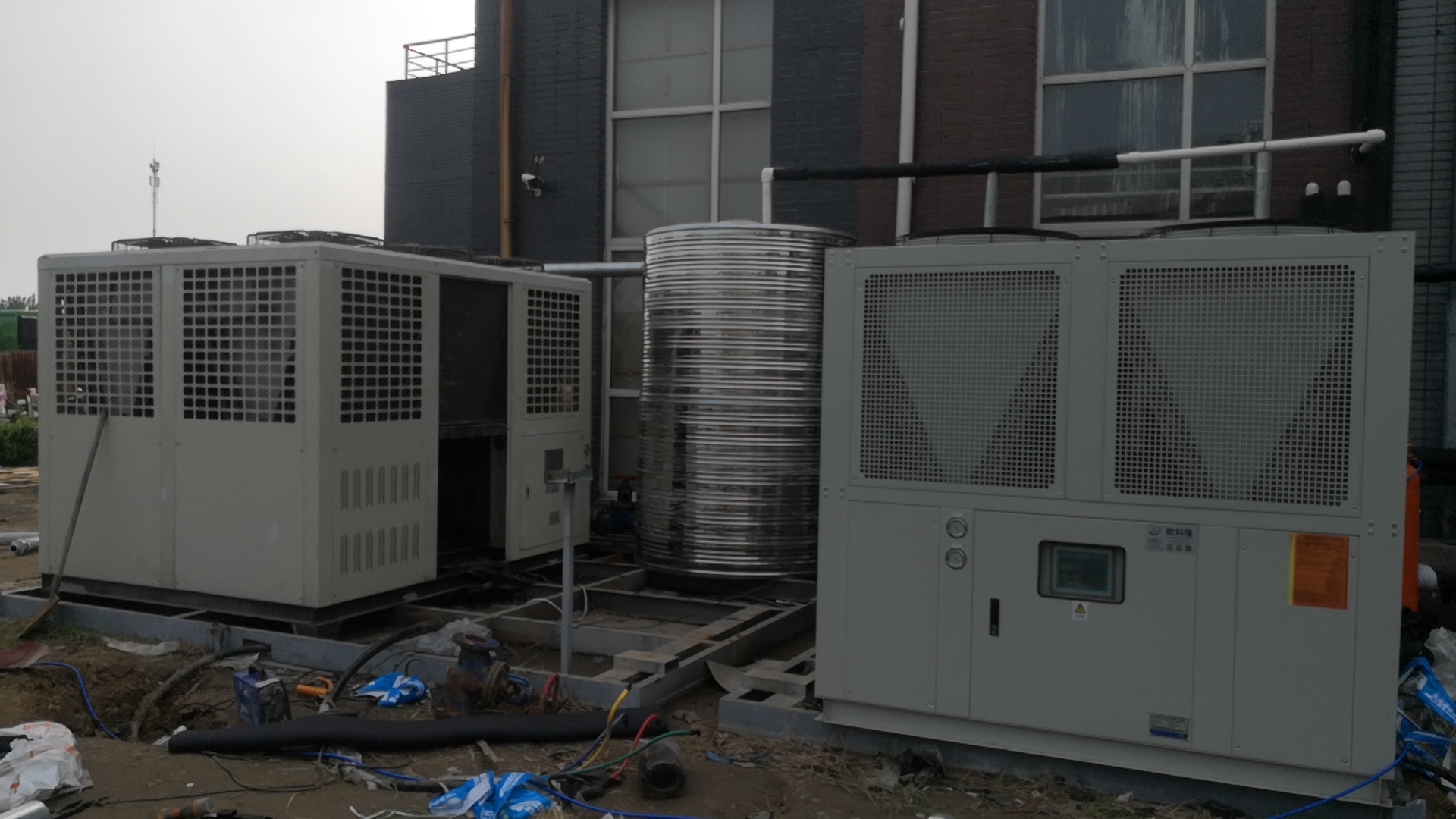 北京某上市公司重復采購風冷螺桿式冷水機